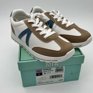 Mia girl Terrae Sand/denim Size 5 Medium Girls Shoe great for school/casual wear